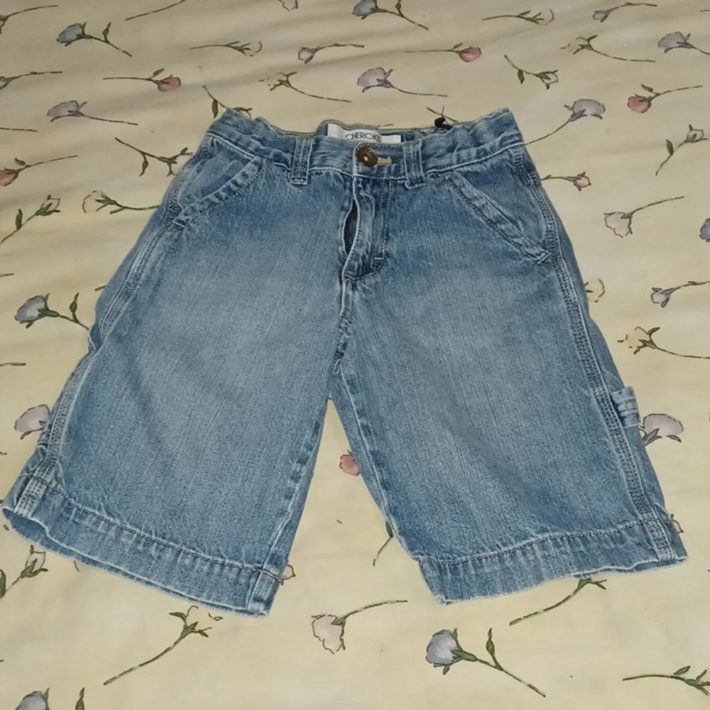 Bundle Of 4 Shorts And 2 Pajamas Sets For Boys Size 8 - Picture 5 of 16